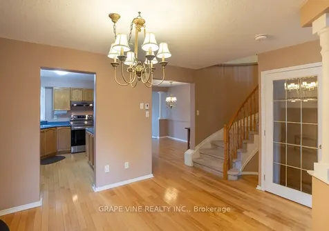 1 Newcastle Avenue Kanata ON K2K 2R2