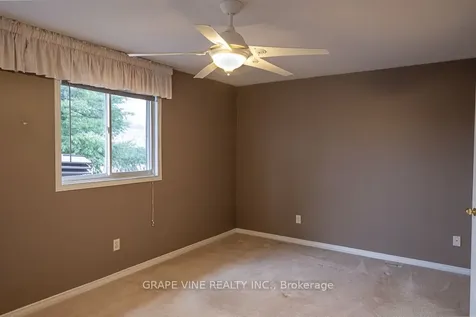 1 Newcastle Avenue Kanata ON K2K 2R2