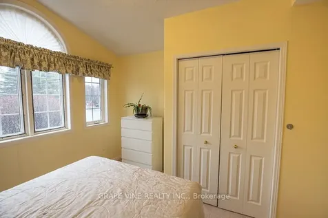 1 Newcastle Avenue Kanata ON K2K 2R2