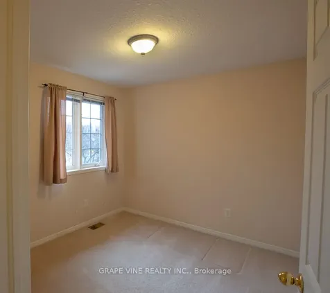 1 Newcastle Avenue Kanata ON K2K 2R2