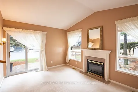 1 Newcastle Avenue Kanata ON K2K 2R2
