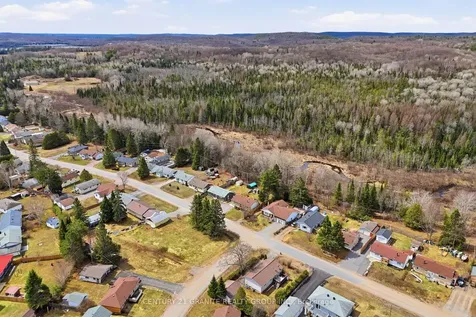 66 Sprucedale Street Highlands East ON K0L 1M0