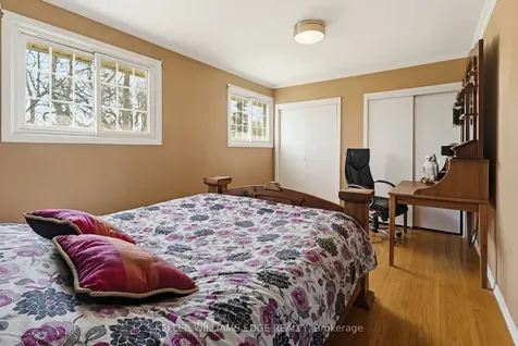 156 Lakeside Drive Grimsby ON L3M 2L5