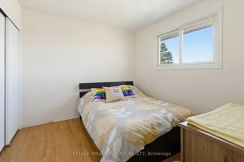 156 Lakeside Drive Grimsby ON L3M 2L5