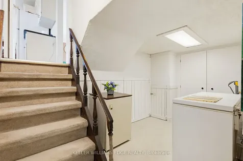 156 Lakeside Drive Grimsby ON L3M 2L5