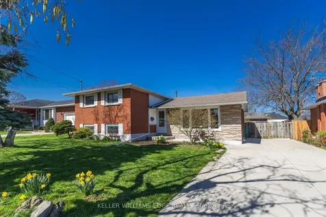 156 Lakeside Drive Grimsby ON L3M 2L5