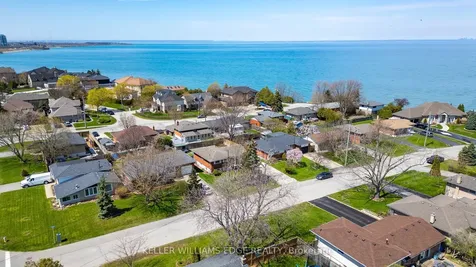 156 Lakeside Drive Grimsby ON L3M 2L5