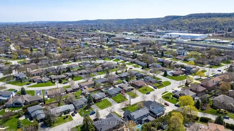 156 Lakeside Drive Grimsby ON L3M 2L5
