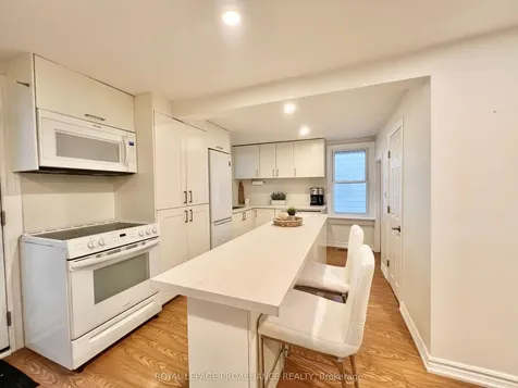 248 Dufferin Avenue Quinte West ON K8V 5E9
