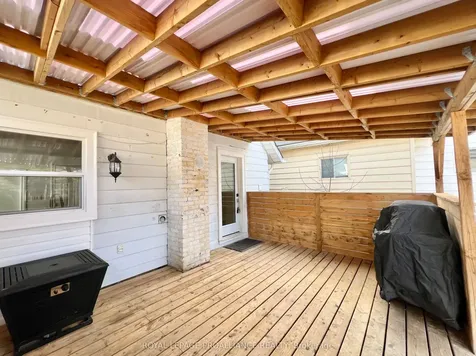 248 Dufferin Avenue Quinte West ON K8V 5E9