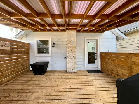 248 Dufferin Avenue Quinte West ON K8V 5E9
