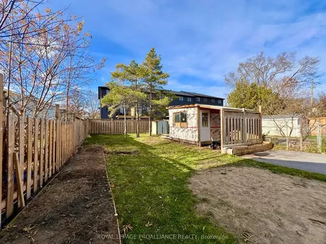 248 Dufferin Avenue Quinte West ON K8V 5E9