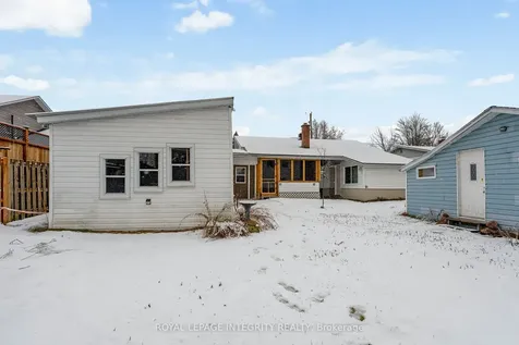 651 Lorne Street W Laurentian Valley ON K8A 6T7
