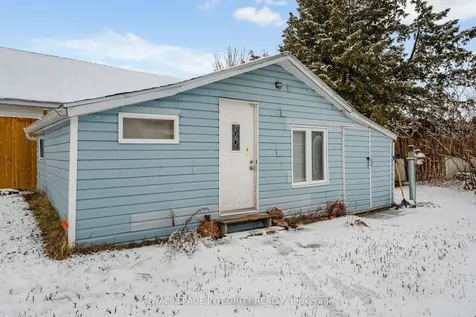 651 Lorne Street W Laurentian Valley ON K8A 6T7