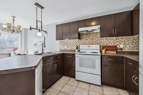 30 Vipond Street Guelph ON N1E 0G9
