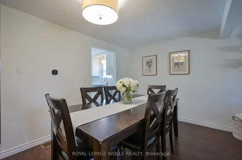 122 Foxhunt Road Waterloo ON N2K 3N1