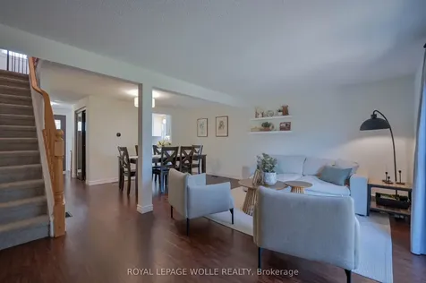 122 Foxhunt Road Waterloo ON N2K 3N1