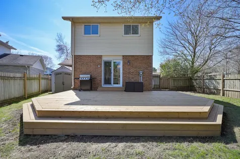 122 Foxhunt Road Waterloo ON N2K 3N1