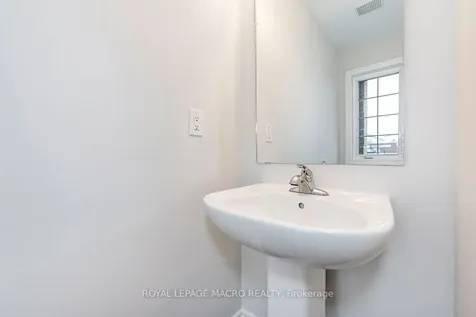 24 Linden Park Lane Hamilton ON L9A 1Y1