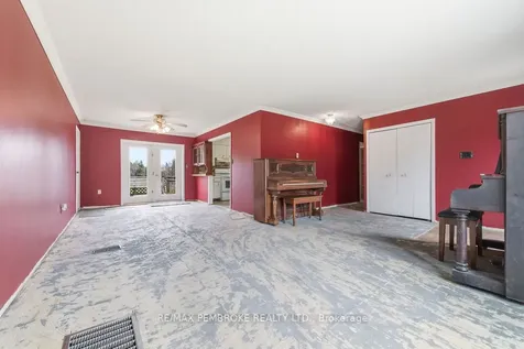 1738 B Line Road SW Laurentian Valley ON K8A 6W8