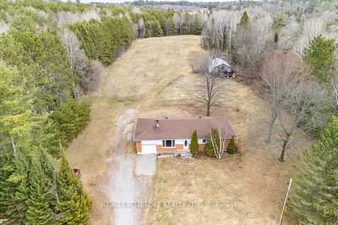 1738 B Line Road SW Laurentian Valley ON K8A 6W8