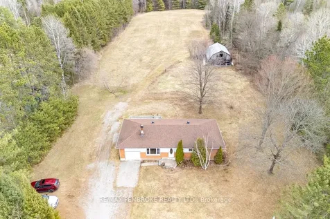 1738 B Line Road SW Laurentian Valley ON K8A 6W8