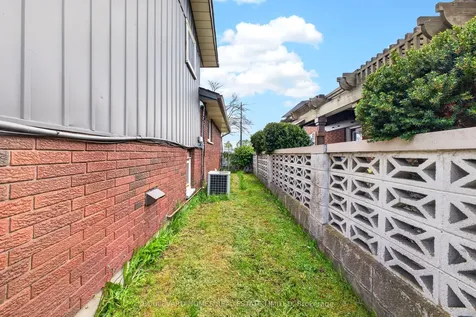66 Watt Avenue Welland ON L3B 1J3