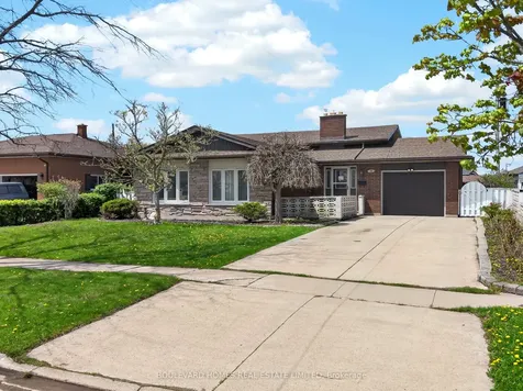 66 Watt Avenue Welland ON L3B 1J3