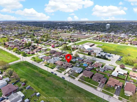 66 Watt Avenue Welland ON L3B 1J3