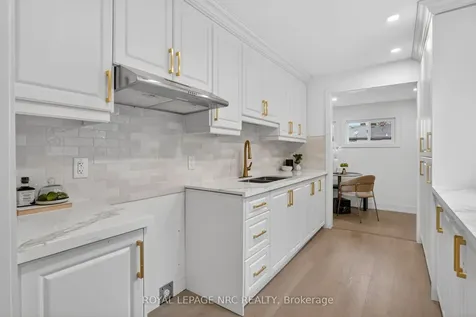 374 Navy Street Welland ON L3B 4Y4
