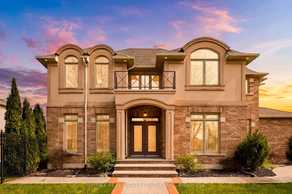 189 Cloverleaf Drive Hamilton ON L9K 1T4