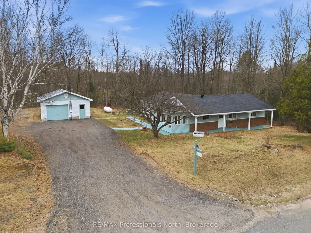 1671 60 Highway Huntsville ON P1H 1A2