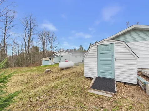 1671 60 Highway Huntsville ON P1H 1A2