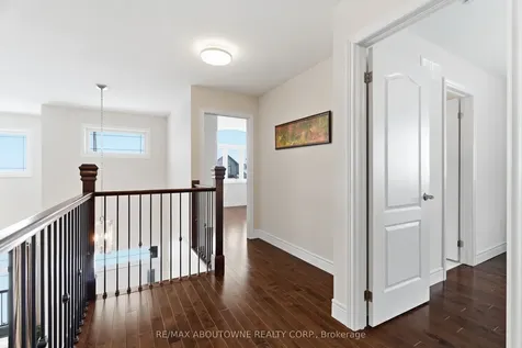 305 Gosling Gardens Guelph ON N1L 0M1