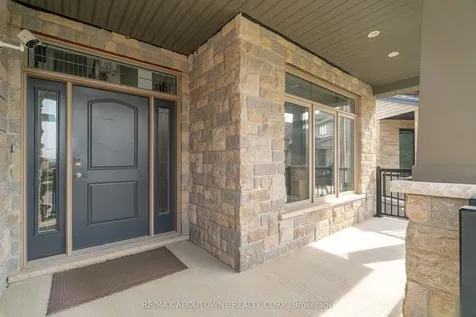 305 Gosling Gardens Guelph ON N1L 0M1