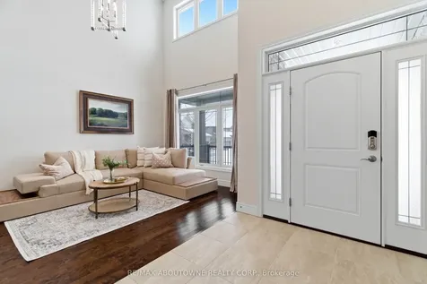 305 Gosling Gardens Guelph ON N1L 0M1