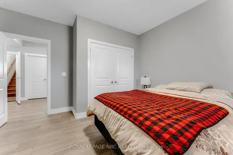 18 Erie Street Welland ON L3B 5J7