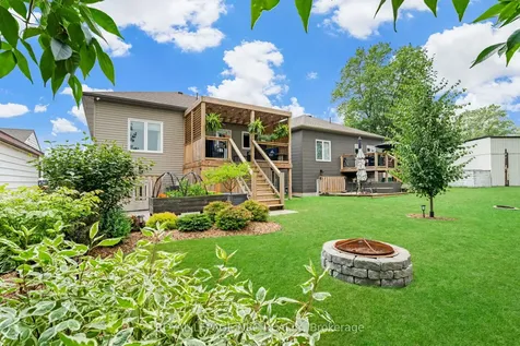 18 Erie Street Welland ON L3B 5J7