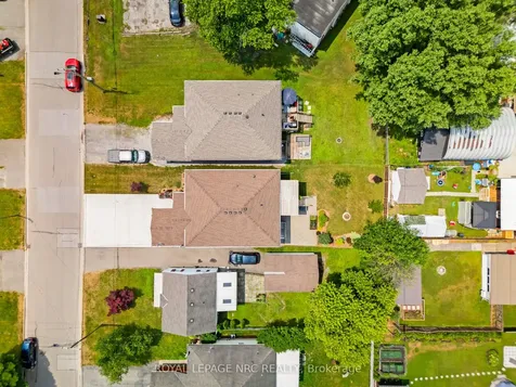18 Erie Street Welland ON L3B 5J7
