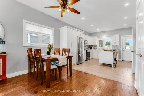 18 Erie Street Welland ON L3B 5J7