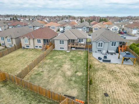 8 Willfred Drive North Bay ON P1A 0G5