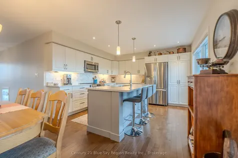 8 Willfred Drive North Bay ON P1A 0G5
