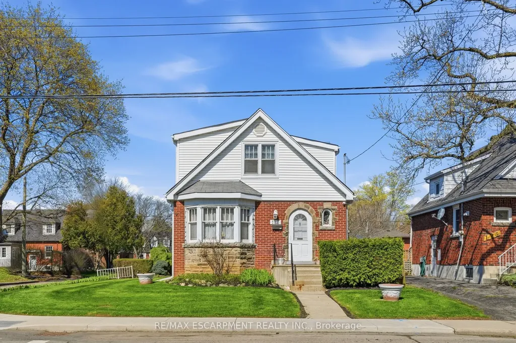 123 Longwood Road N Hamilton ON L8S 3V8