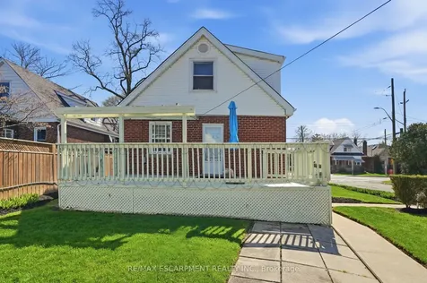 123 Longwood Road N Hamilton ON L8S 3V8