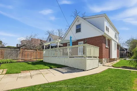 123 Longwood Road N Hamilton ON L8S 3V8