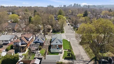 123 Longwood Road N Hamilton ON L8S 3V8