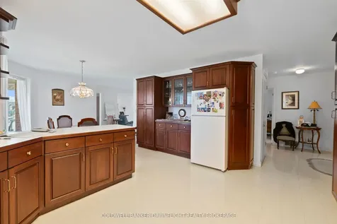 6 Durand Court Bluewater ON N0M 2T0