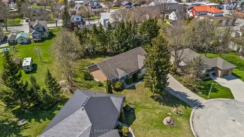 6 Durand Court Bluewater ON N0M 2T0