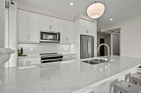 180 Boundstone Way Kanata ON K2T 0M9
