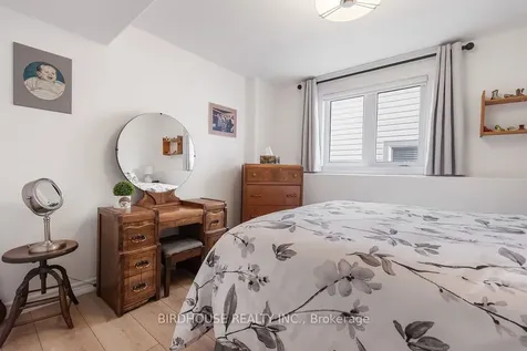 316 Blacksmith Way Peterborough ON K9L 0B5